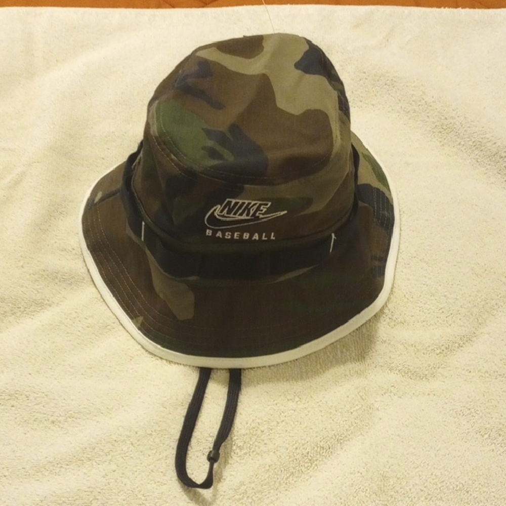 Nike Green and Brown Camo Baseball Hat